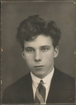 Allan Nikola vuonna 1937